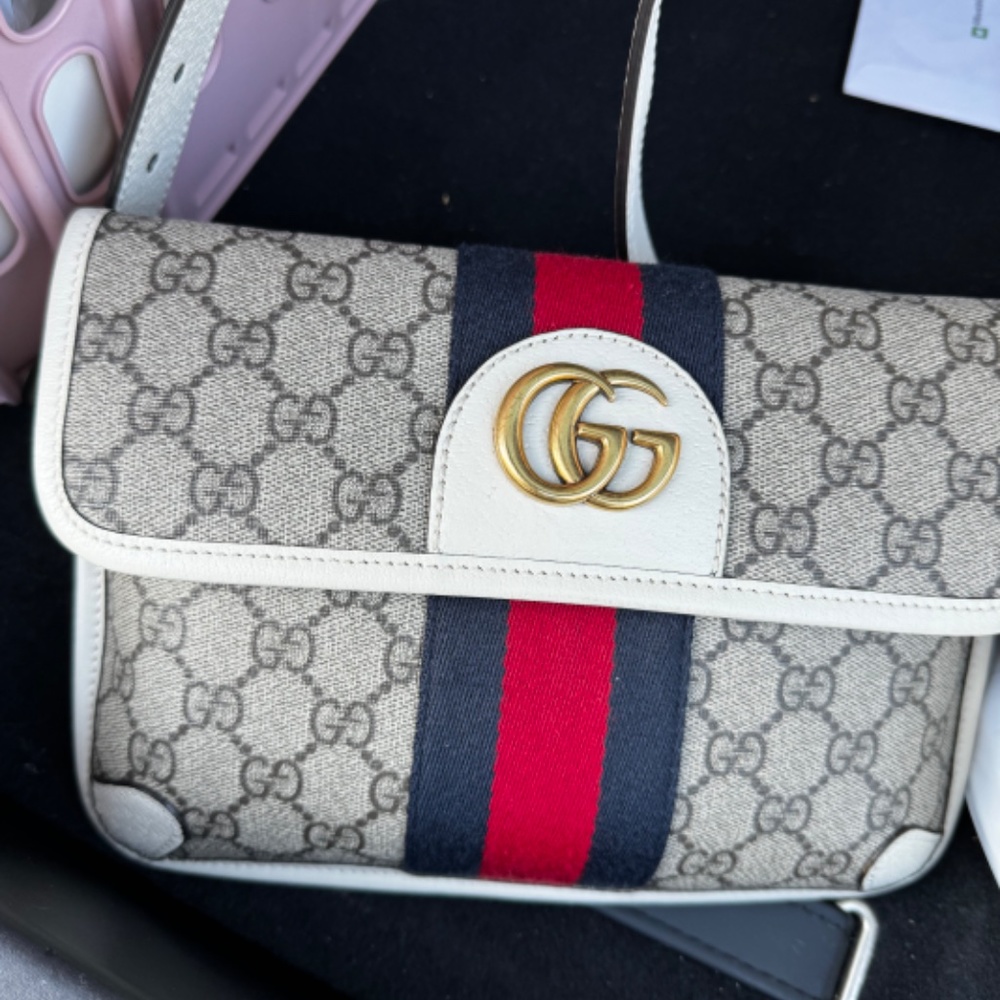 Gucci Beltbag - Picture 2 of 2